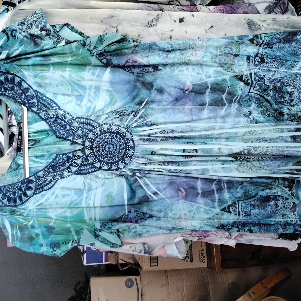 Apt. 9 Blue and Green Graphic Blouse